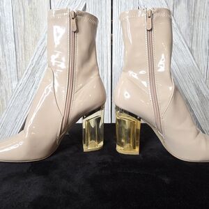 ✨ Patent Nude Ankle Boots w/ Gold Statement Heel (Size 5) STATEMENT PIECE